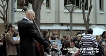 12-15-12 -- Italian flash mob